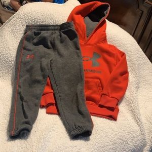 UNDER ARMOUR 3T Matching Hoodie/Sweat Pants - Excellent condition!
